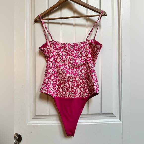 NWT Zara Pink Floral Corset Bodysuit. Size M - Picture 9 of 9
